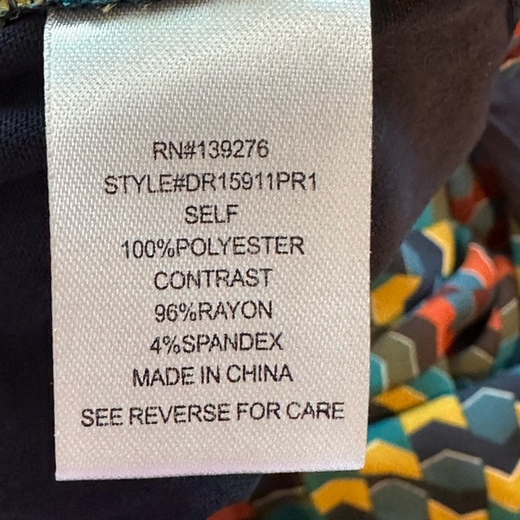 DR2 Multi-Color Blouse - Picture 7 of 8